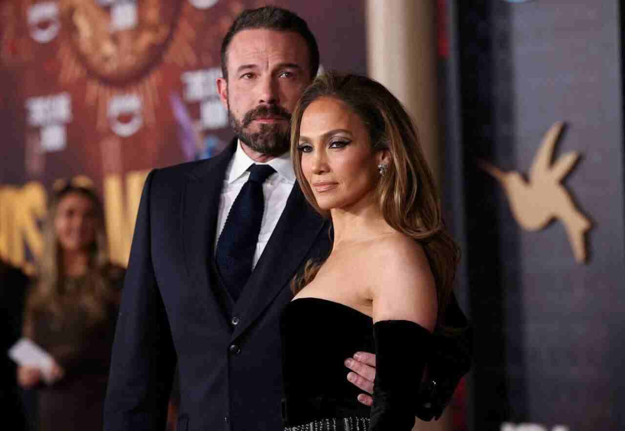 Jennifer Lopez and Ben Affleck divorce